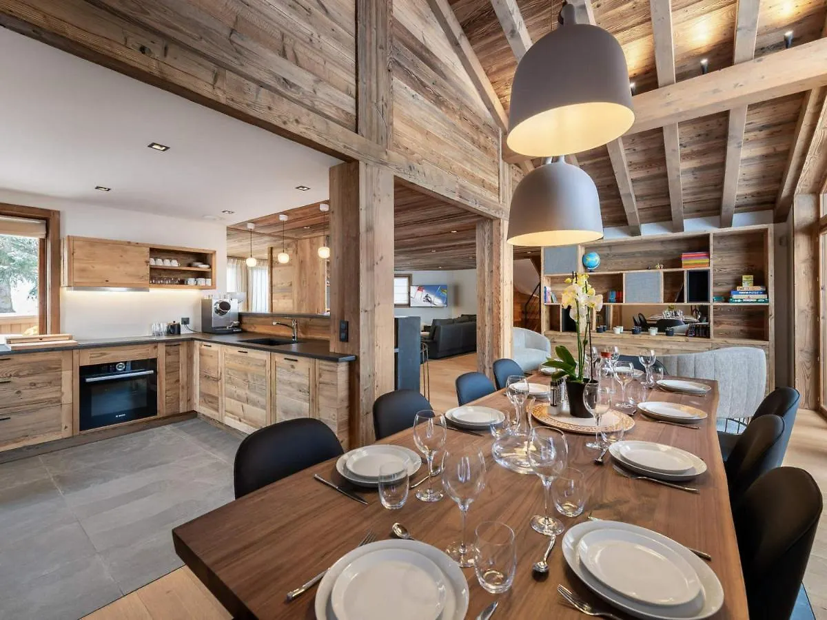 Chalet Neuf Avec Piscine, Sauna Et Proche Des Pistes A Courchevel Village - Fr-1-562-49