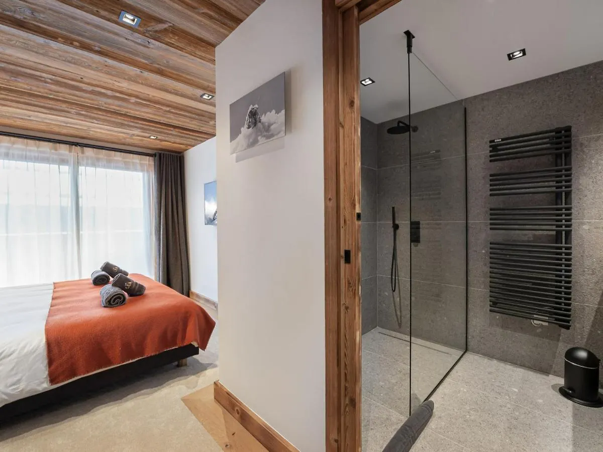 Chalet Neuf Avec Piscine, Sauna Et Proche Des Pistes A Courchevel Village - Fr-1-562-49